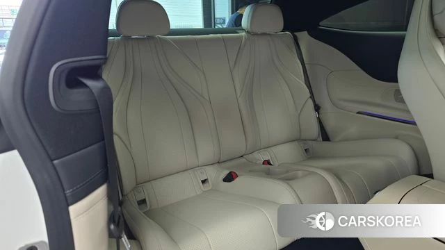 Mercedes-Benz CLE-Class C236 2025 Белый из Кореи, фото 2