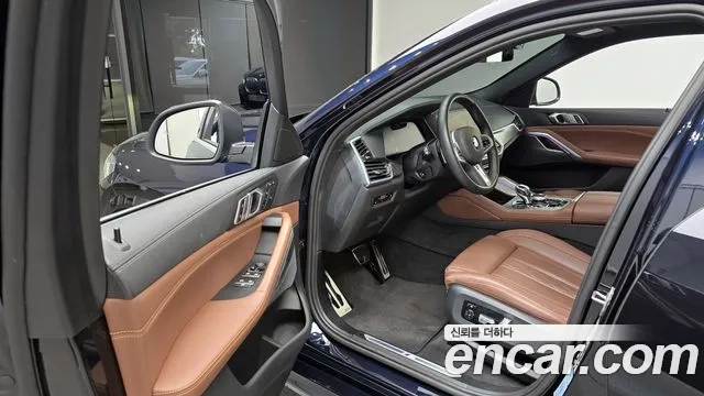 BMW X6 (G06) 2022 Черный из Кореи, фото 2