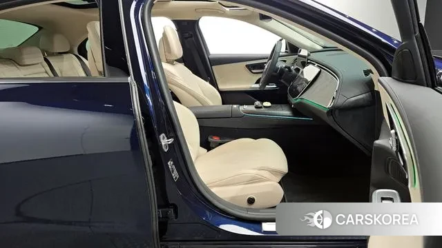 Mercedes-Benz E-Class W214 2024 Синий из Кореи, фото 2