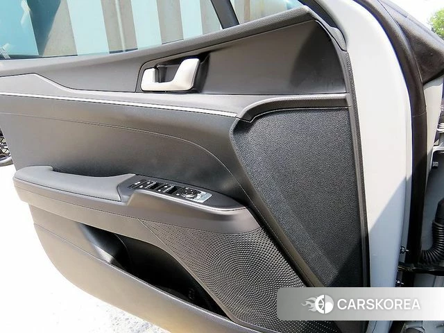 Kia The New K5 3rd generation 2023 Серебристо-серый из Кореи, фото 2