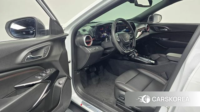 Chevrolet (GM Daewoo) Trax Crossover 2024 Белый из Кореи, фото 2