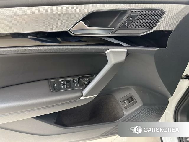 Volkswagen Tanyue 2022 Белый из Китая, фото 2
