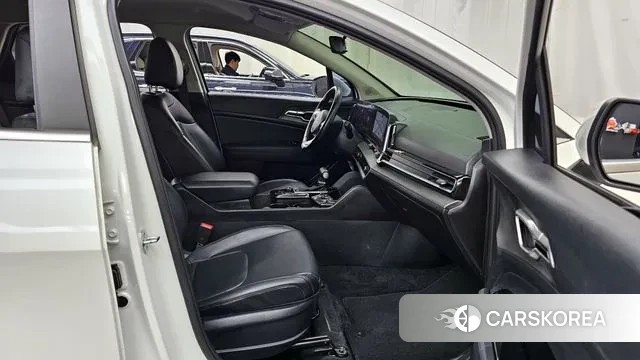 Kia Sportage 5th Generation 2021 Белый из Кореи, фото 2