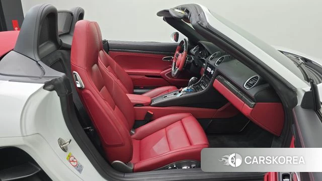 Porsche 718 Boxster 2021 Белый из Кореи, фото 2