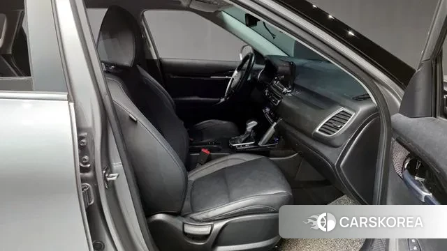 Kia Seltos 2022 Серый из Кореи, фото 2