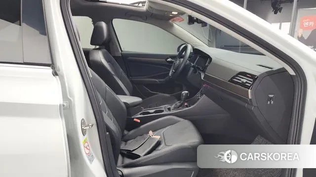 Volkswagen 7th Generation of Jetta 2020 Белый из Кореи, фото 2