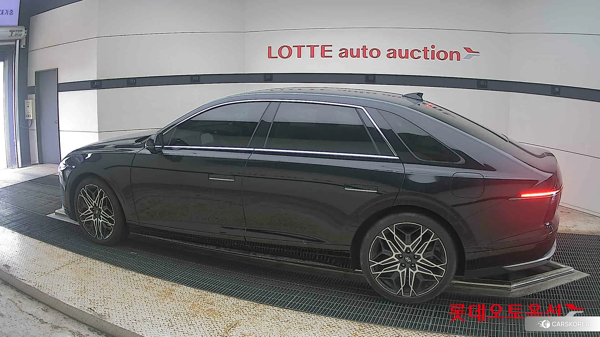 Hyundai Grandeur Hybrid 2023 Черный из Кореи, фото 2
