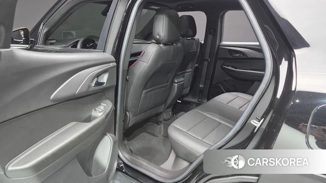 Chevrolet (GM Daewoo) Trailblazer 2023 Черный из Кореи, фото 2
