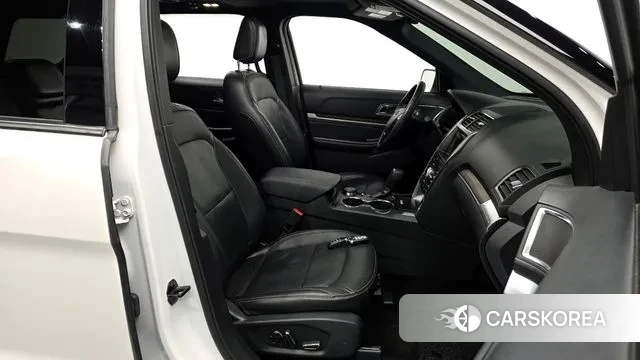 Ford Explorer 2018 Белый из Кореи, фото 2