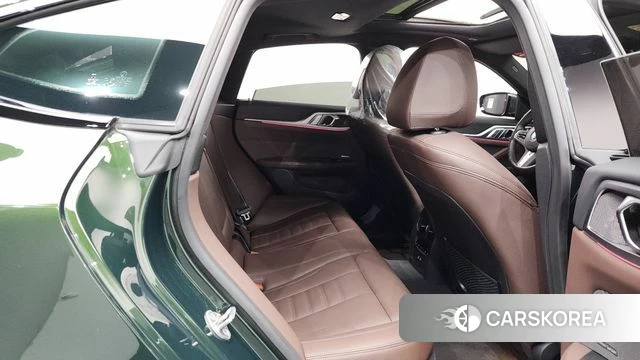 BMW i4 2022 Зеленый из Кореи, фото 2