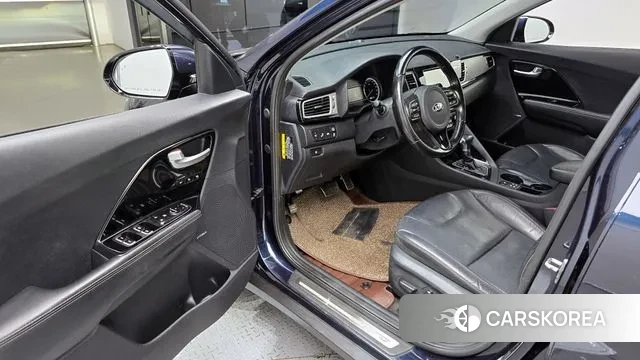 Kia Niro 2018 Синий из Кореи, фото 2