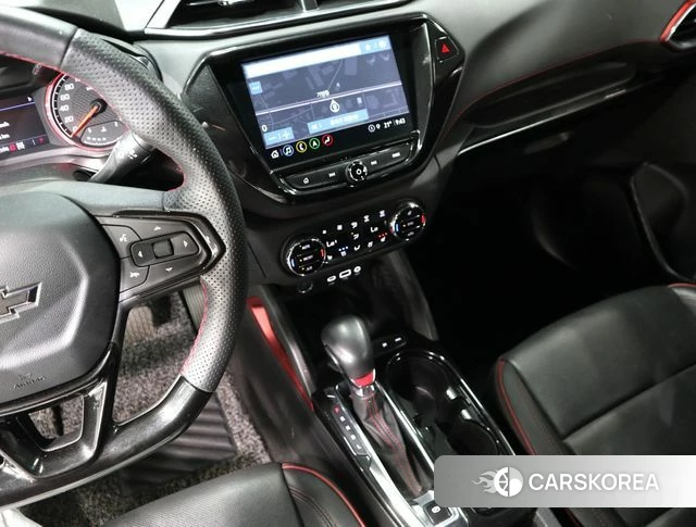 Chevrolet (GM Daewoo) Trailblazer 2021 Черный из Кореи, фото 2