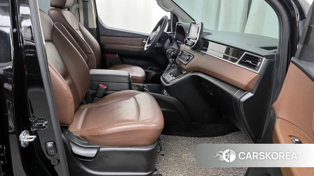 Hyundai The New Grand Starex 2020 Черный из Кореи, фото 2