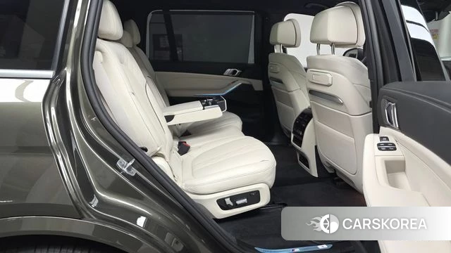 BMW X7 (G07) 2025 Цвет тростника из Кореи, фото 2
