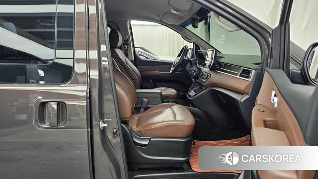 Hyundai The New Grand Starex 2019 Серый из Кореи, фото 2