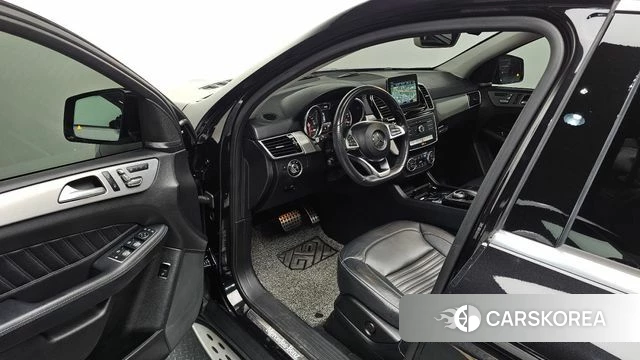 Mercedes-Benz GLE - Class W166 2018 Черный из Кореи, фото 2