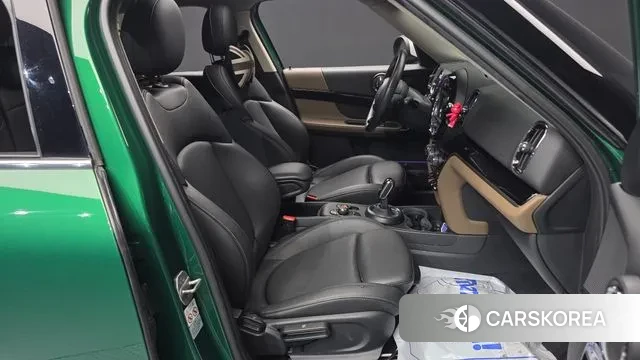 Mini Cooper Countryman 2020 Зеленый из Кореи, фото 2