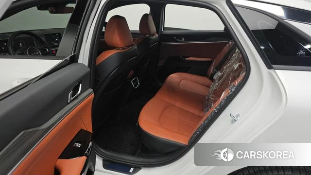 Kia The New K5 Hybrid 3rd generation 2026 Белый из Кореи, фото 2