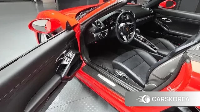 Porsche 718 Boxster 2018 Красный из Кореи, фото 2