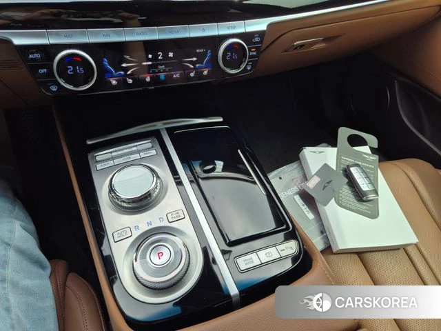 Genesis G80 (RG3) 2022 Черный из Кореи, фото 2