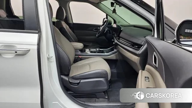 Kia The New Carnival 4th Generation 2023 Белый из Кореи, фото 2