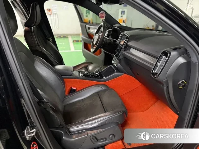 Volvo XC40 id 2903027 из Кореи 2