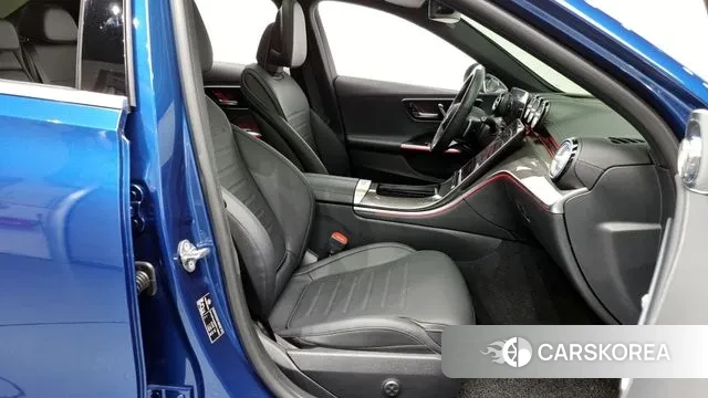 Mercedes-Benz C-Class W206 2023 Синий из Кореи, фото 2