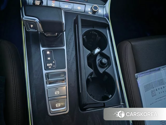 Audi A6 (C8) 2021 Черный из Кореи, фото 2