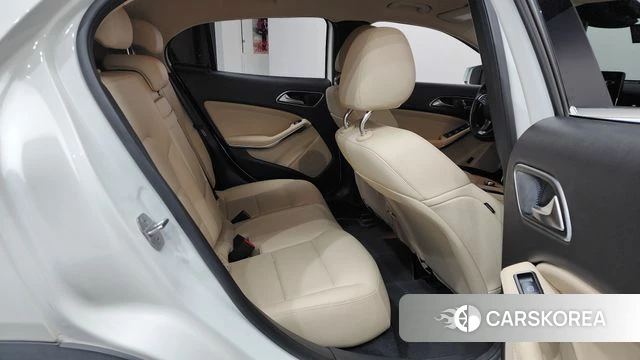 Mercedes-Benz GLA-Class X156 2019 Белый из Кореи, фото 2