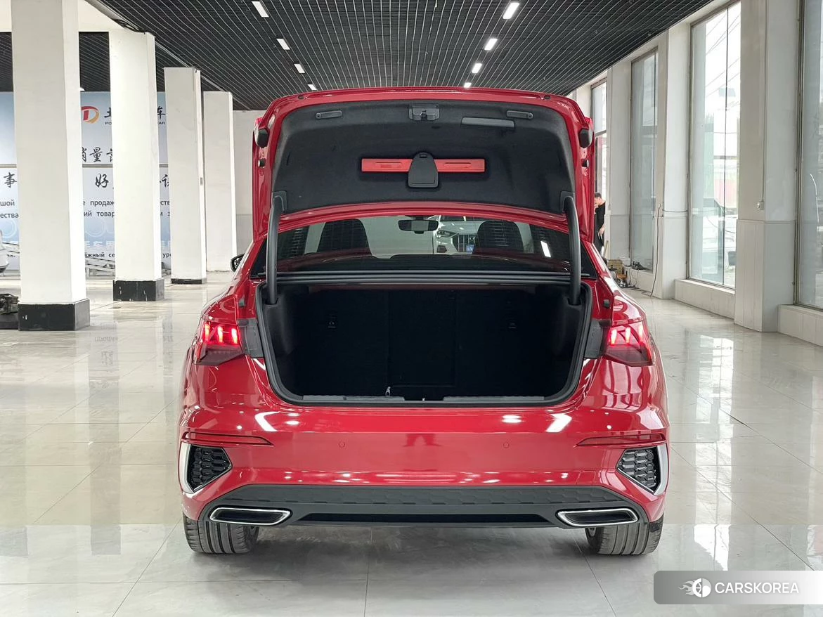 Audi A3 2021 Красный из Китая, фото 2