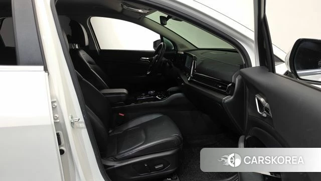 Kia Sportage 5th Generation 2021 Белый из Кореи, фото 2