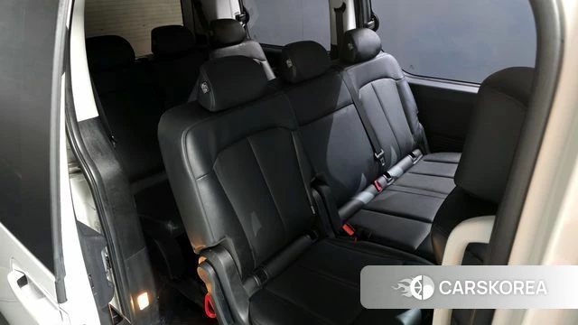 Hyundai Staria 2022 Белый из Кореи, фото 2