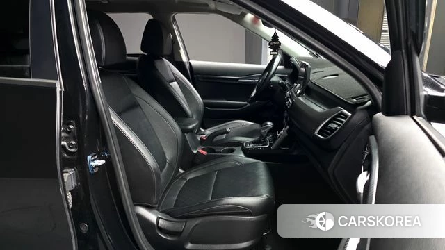 Kia Seltos 2020 Черный из Кореи, фото 2