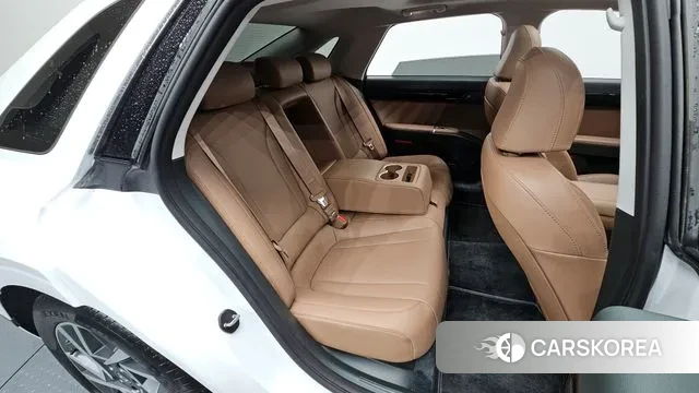 Hyundai Grandeur (GN7) 2023 Белый из Кореи, фото 2