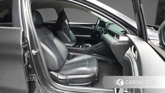 Kia K5 3rd generation 2021 Серый из Кореи, фото 2