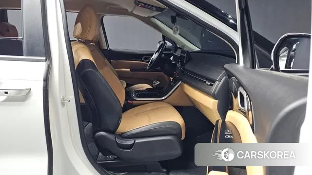 Kia Carnival 4th generation 2023 Белый из Кореи, фото 2