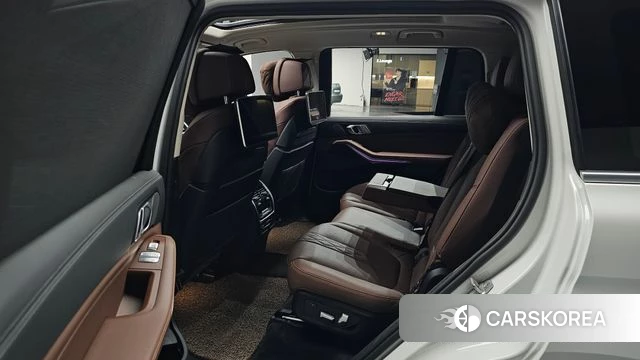 BMW X7 (G07) 2022 Белый из Кореи, фото 2