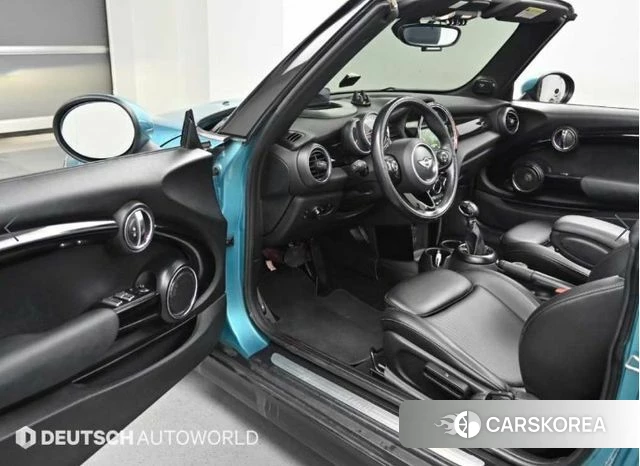 Mini Cooper Convertible 2018 Синий из Кореи, фото 2