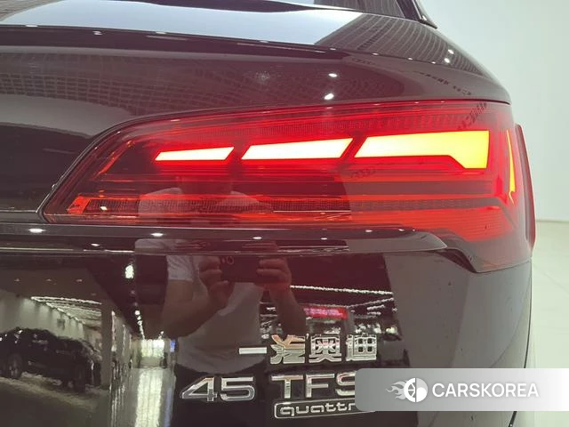 Audi Q5L 2025 Черный из Китая, фото 2