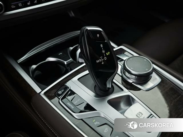 BMW 7 series 2019 Черный из Китая, фото 2