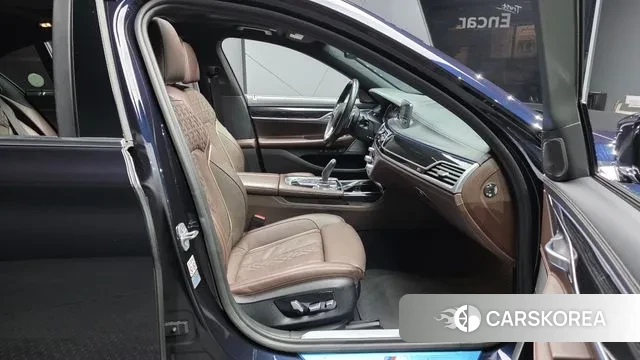 BMW 7 Series (G11) 2019 Синий из Кореи, фото 2