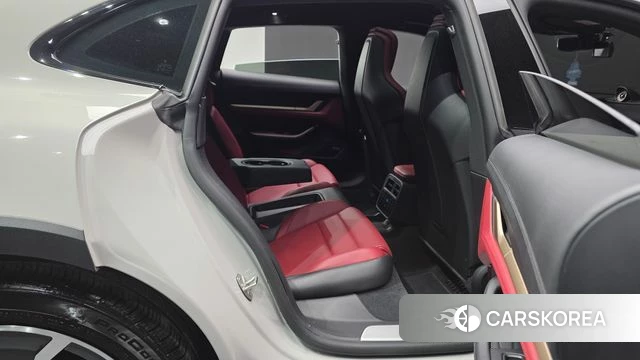 Porsche Taycan 2022 Серый из Кореи, фото 2