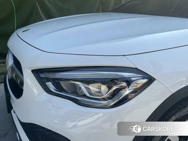 Mercedes-Benz GLA 2021 Белый из Китая, фото 2