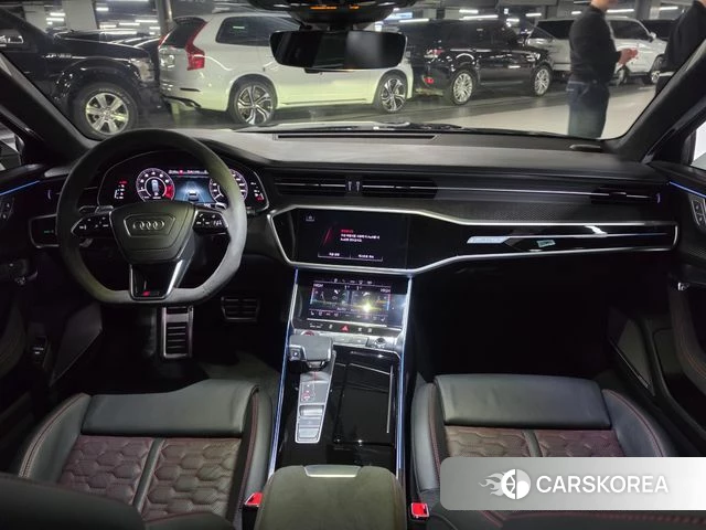 Audi RS6 (C8) 2025 Черный из Кореи, фото 2