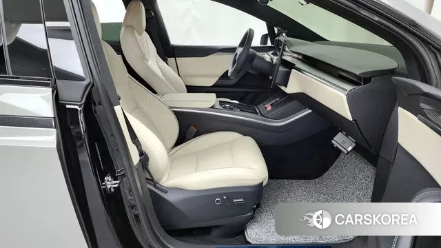 Tesla Model X 2023 Серебристо-серый из Кореи, фото 2