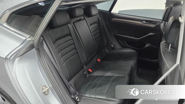 Volkswagen Arteon 2020 Серебряный из Кореи, фото 2