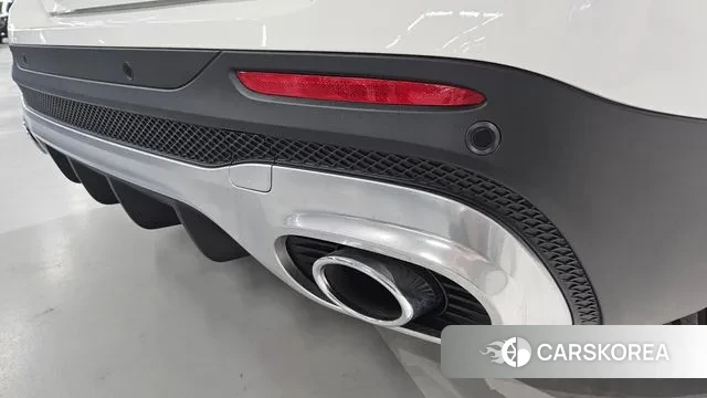 Mercedes-Benz GLB-Class X247 2025 Белый из Кореи, фото 2