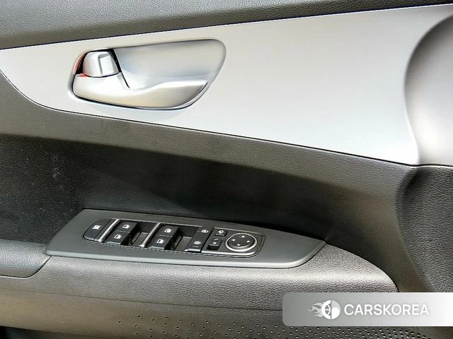 Kia The New K3 2nd generation 2022 Белый из Кореи, фото 2