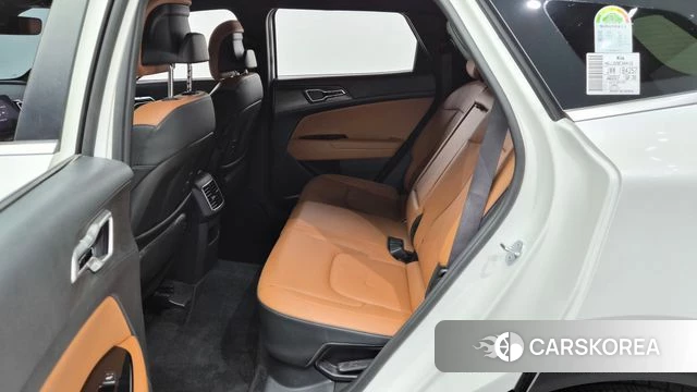 Kia Sportage 5th Generation Hybrid 2024 Белый из Кореи, фото 2