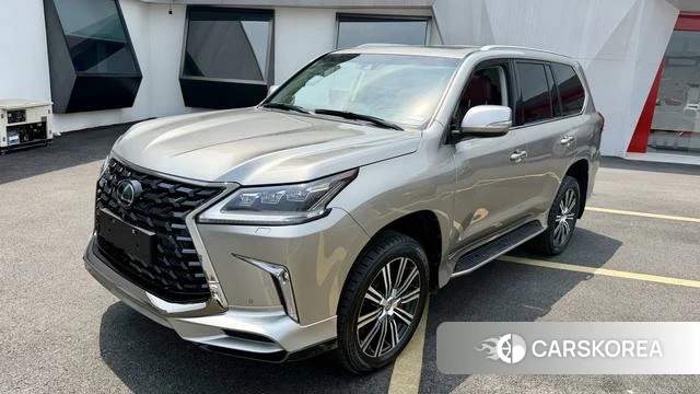 Lexus LX 2022 Серебристо-серый из Китая, фото 2